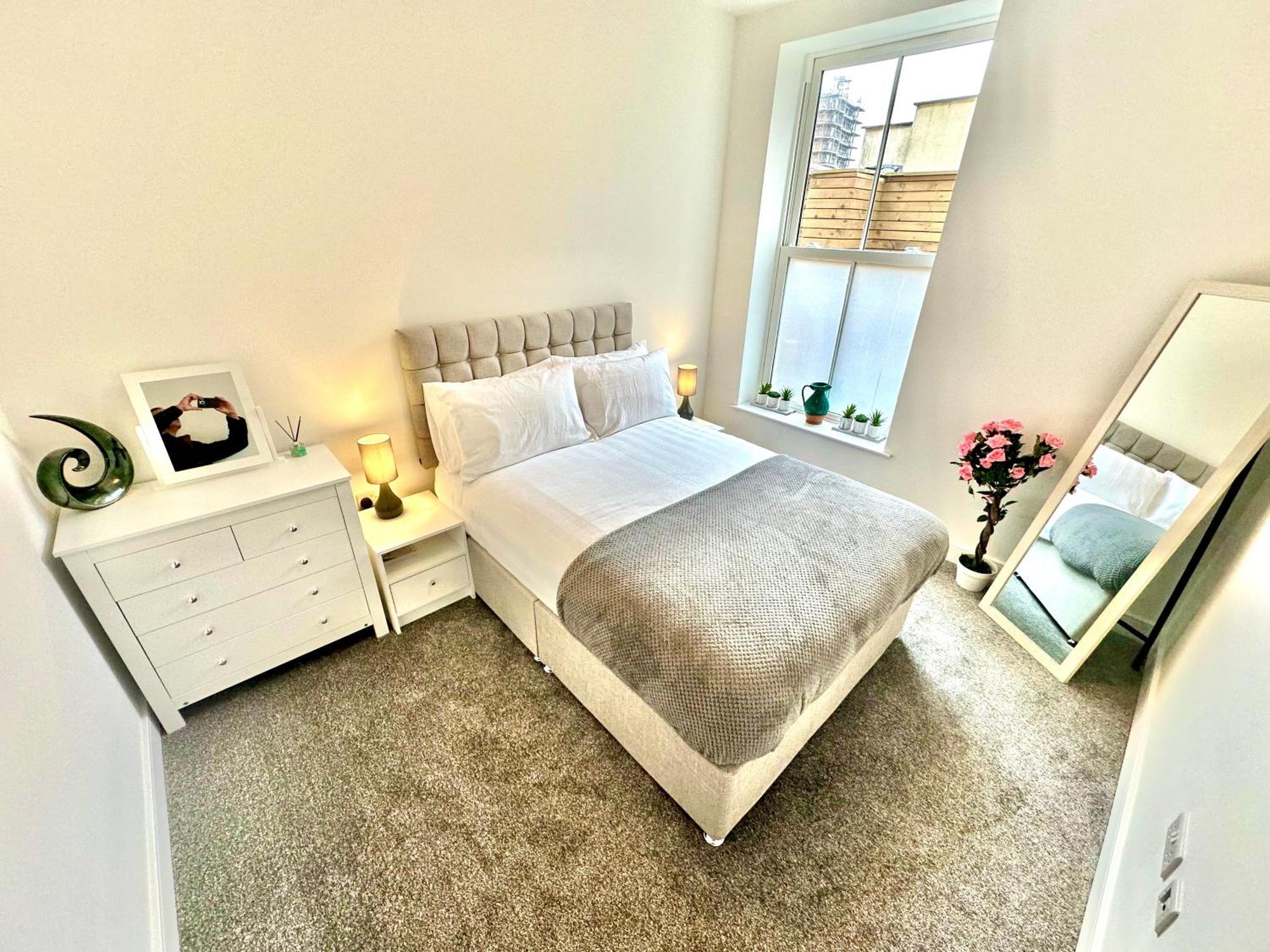 Apartamento Contemporary Charm By The Quay With Garden Poole Exterior foto